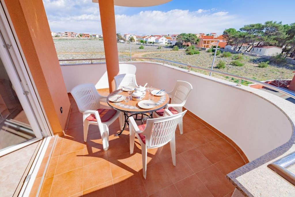Apartment Vito, Pag Island بوفليانا المظهر الخارجي الصورة